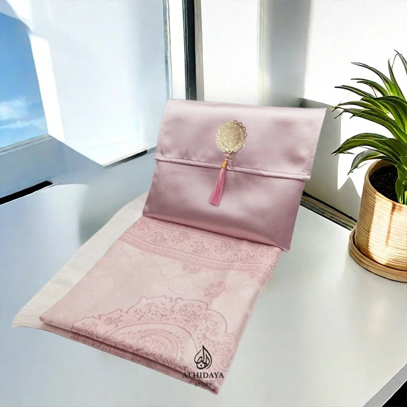 Portable Islamic Prayer Mat – Compact Travel Rug for Salah - Ideal Gift
