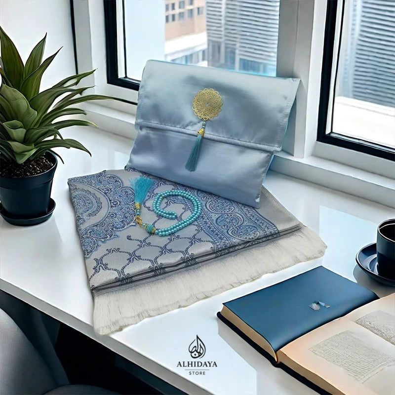 Portable Islamic Prayer Mat – Compact Travel Rug for Salah - Ideal Gift